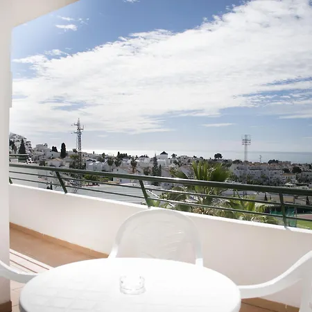 De 2* Nerja