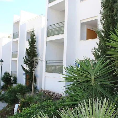 De 2* Nerja