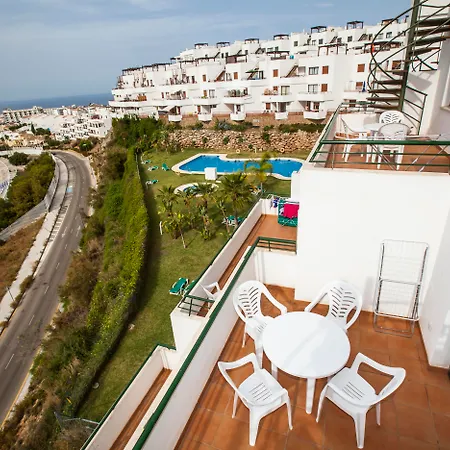 De 2* Nerja