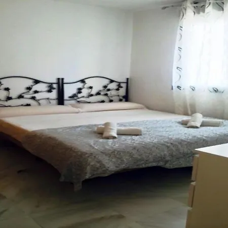 De 2* Nerja