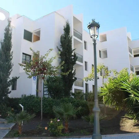 De 2* Nerja